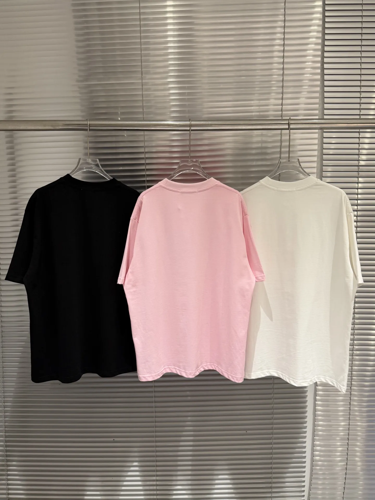 Distressed Patch Logo Oversized T-Shirt D10011387 — view 2