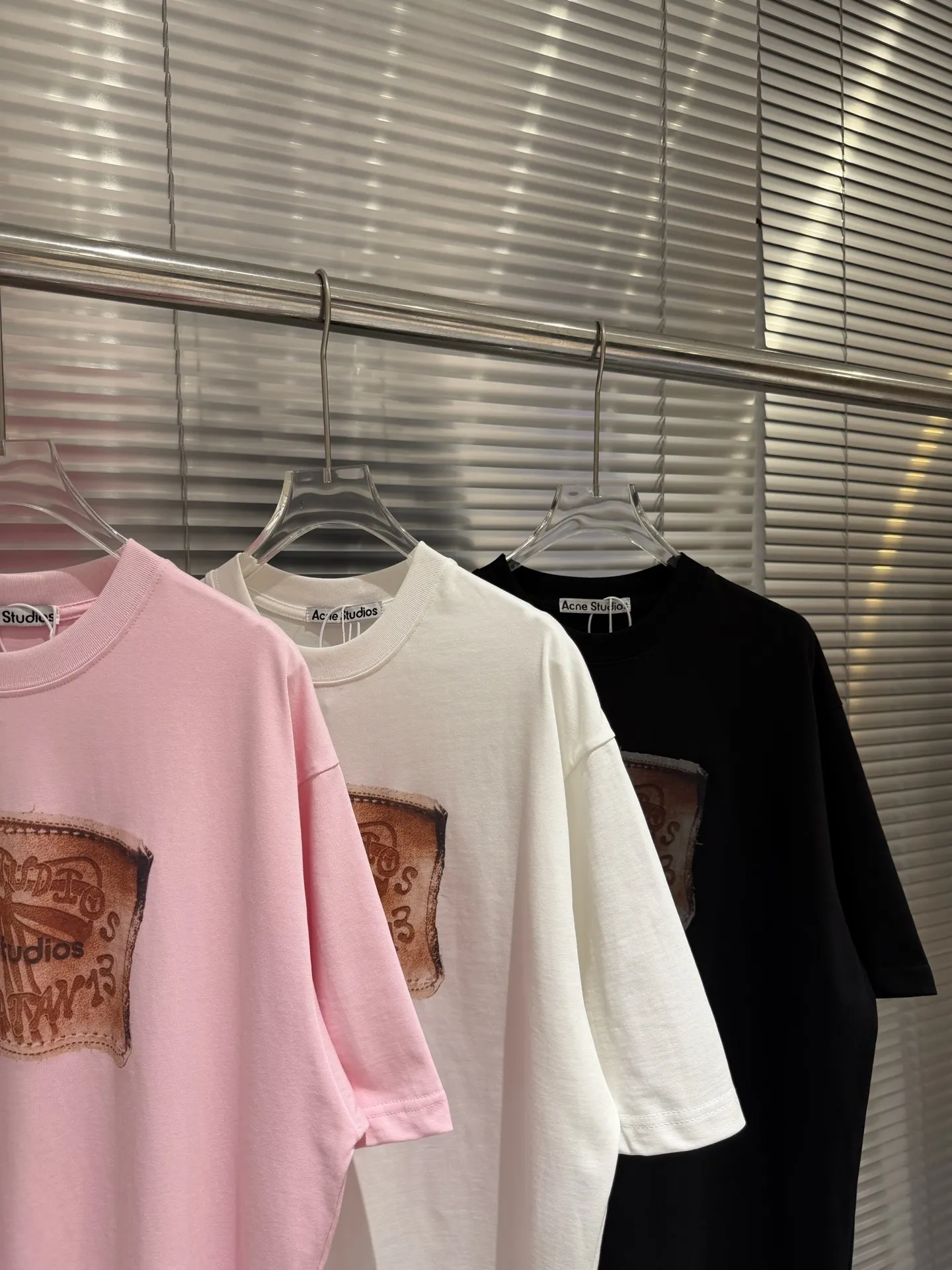 Distressed Patch Logo Oversized T-Shirt D10011387 — view 6
