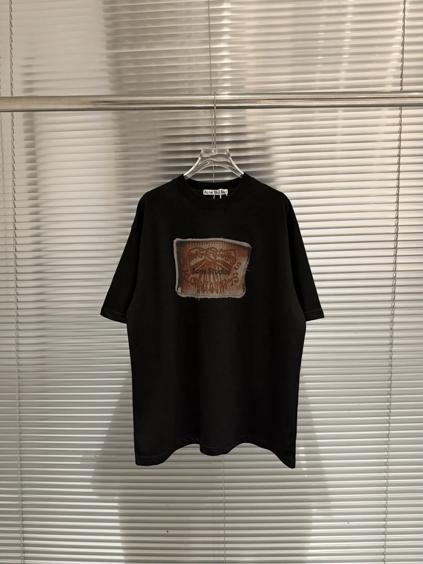 Distressed Patch Logo Oversized T-Shirt D10011387 — view 11