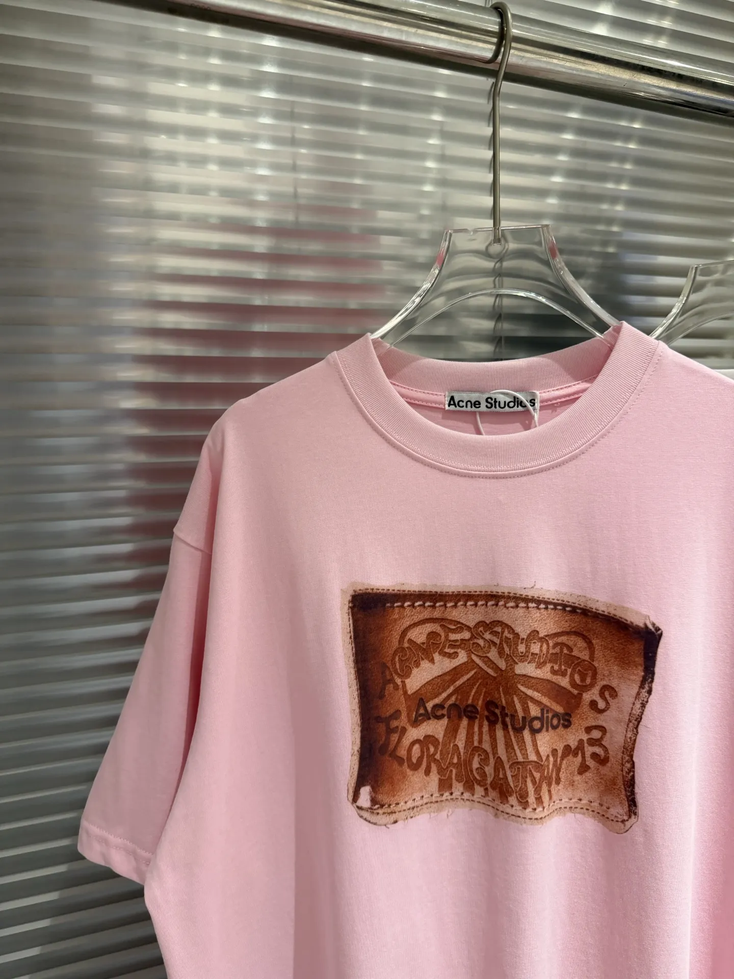 Distressed Patch Logo Oversized T-Shirt D10011387 — view 12