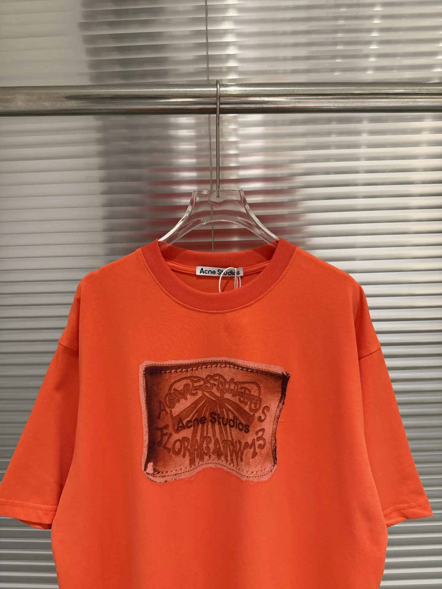 Distressed Patch Logo Oversized T-Shirt D10011385 — view 3