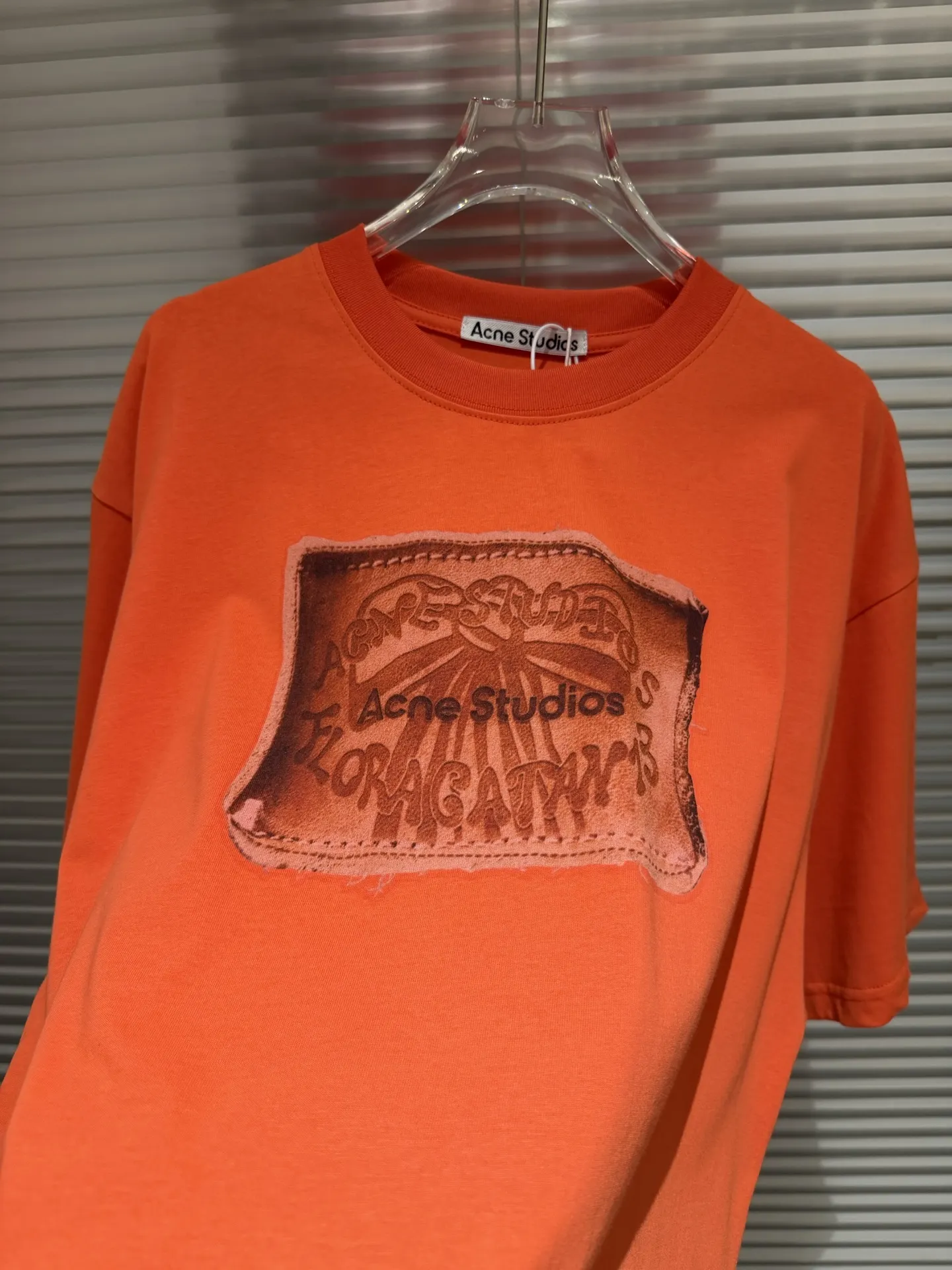 Distressed Patch Logo Oversized T-Shirt D10011385 — view 8