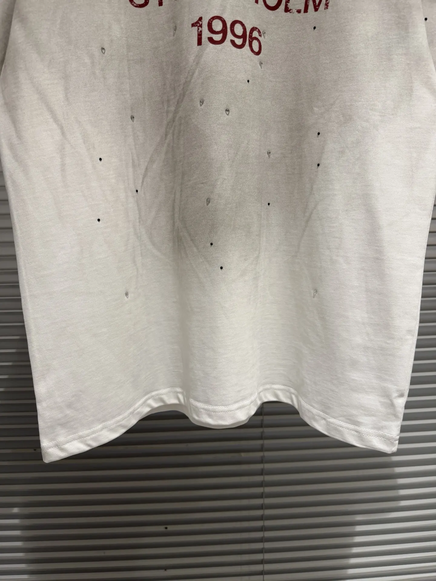 1996 Distressed Rhinestone Logo T-Shirt D10811365 — view 9