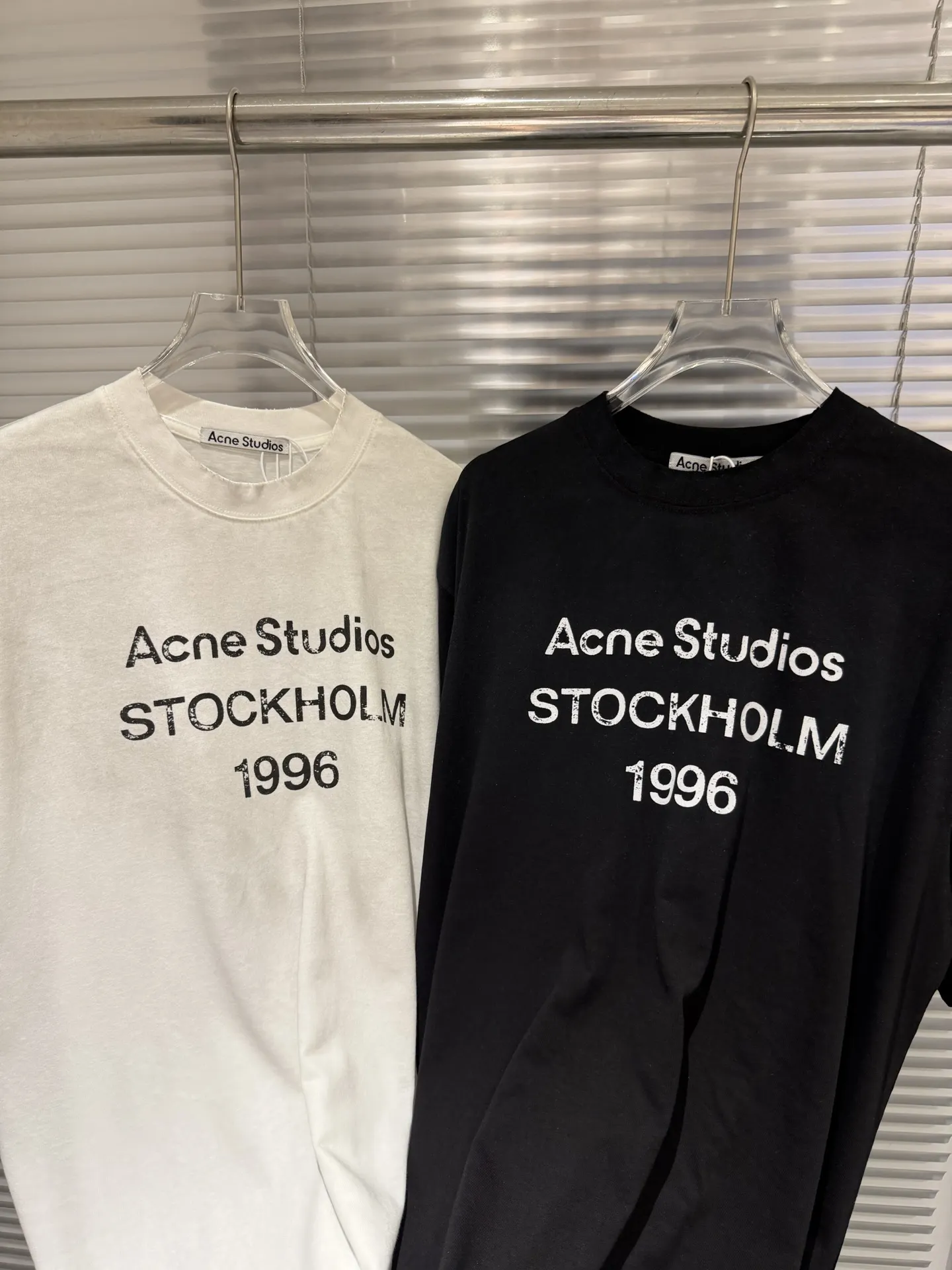 1996 Logo Distressed Cotton T-Shirt D9511393 — view 3