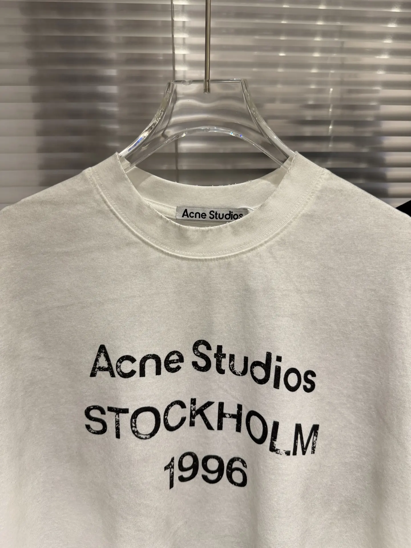 1996 Logo Distressed Cotton T-Shirt D9511393 — view 8