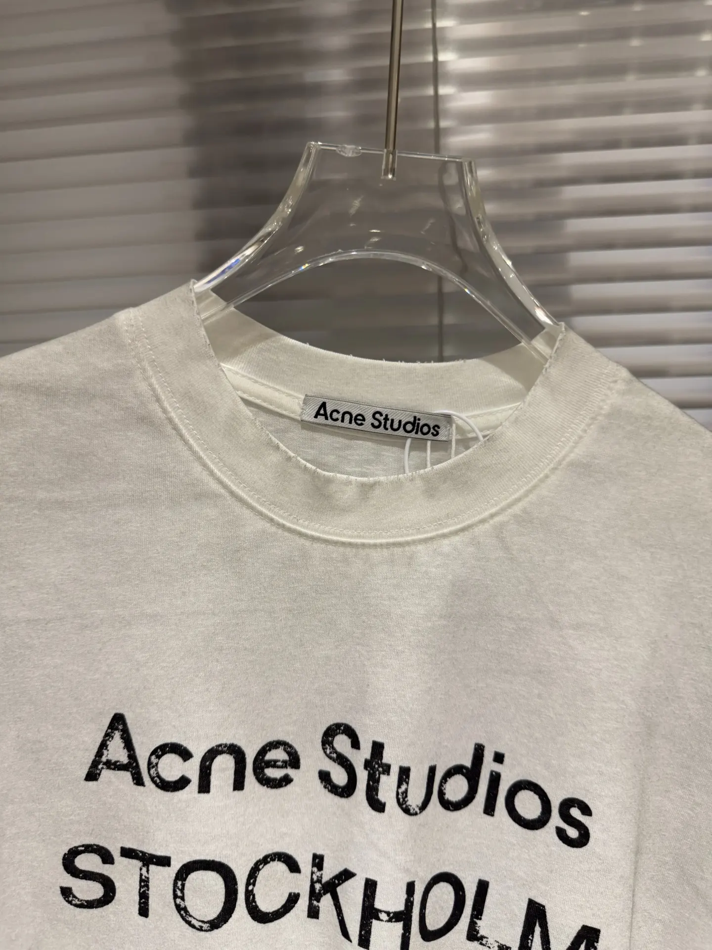 1996 Logo Distressed Cotton T-Shirt D9511393 — view 9