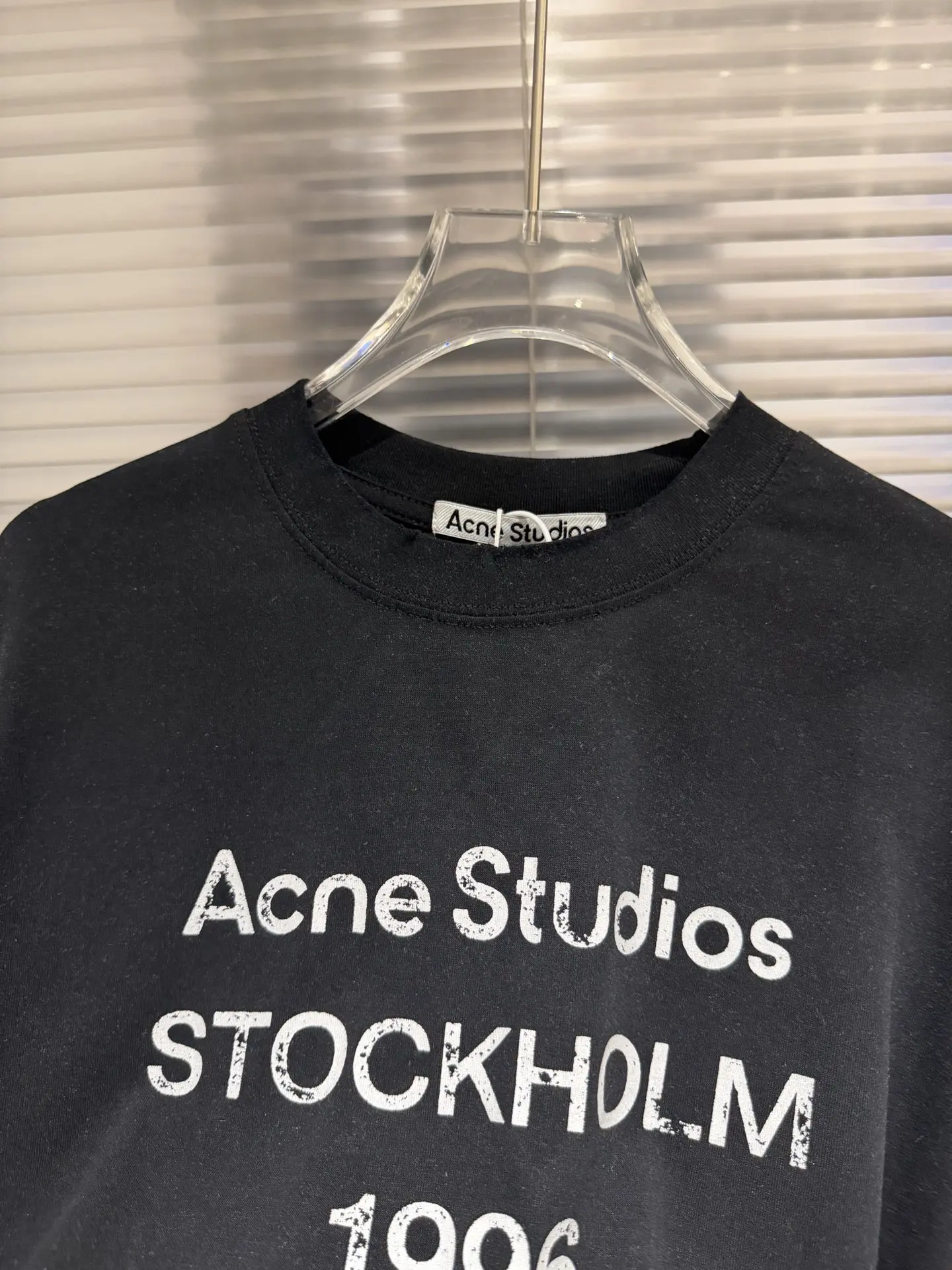 1996 Logo Distressed Cotton T-Shirt D9511393 — view 15