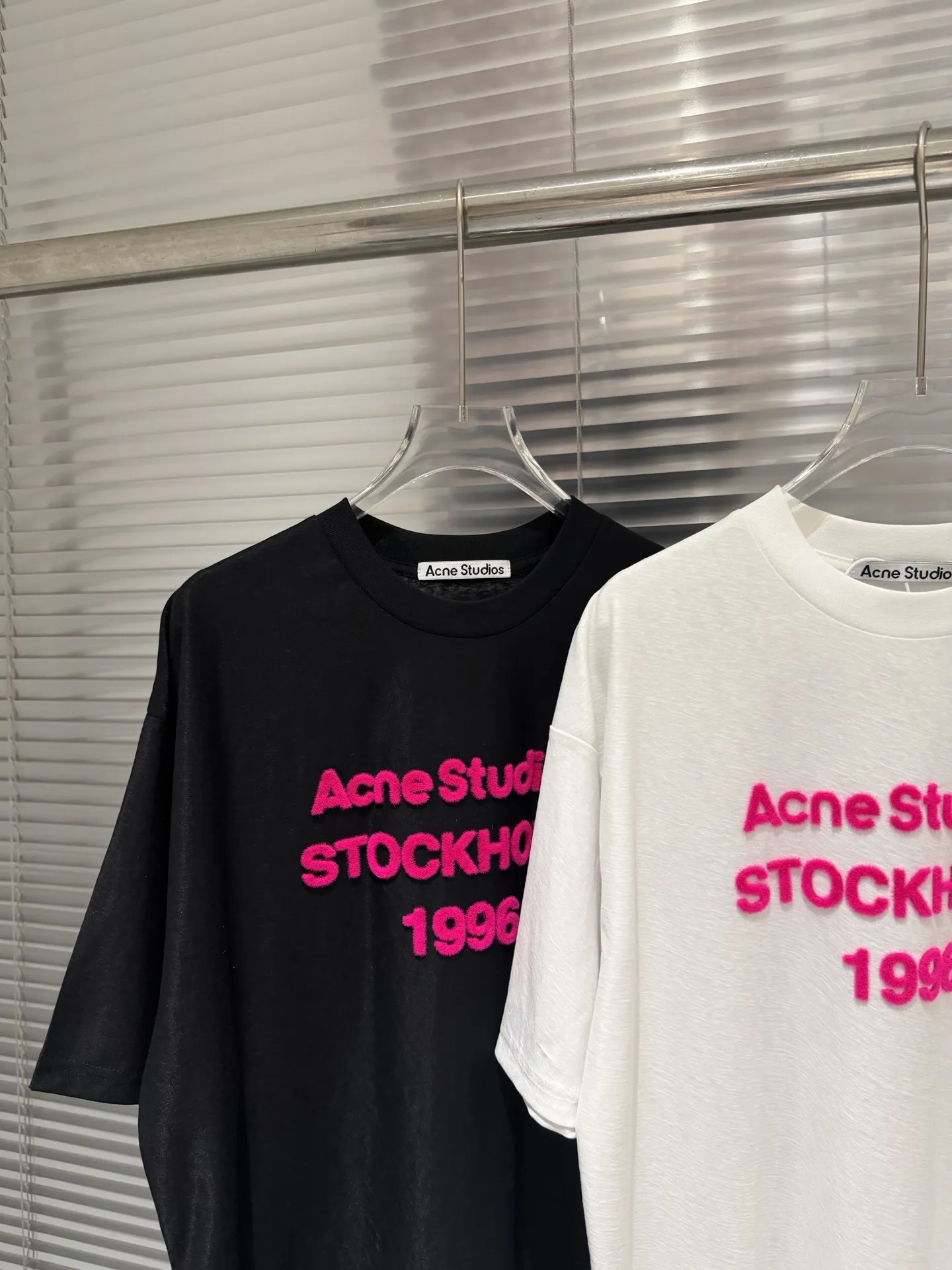 Logo Flocked Cotton T-Shirt D9511368 — view 4