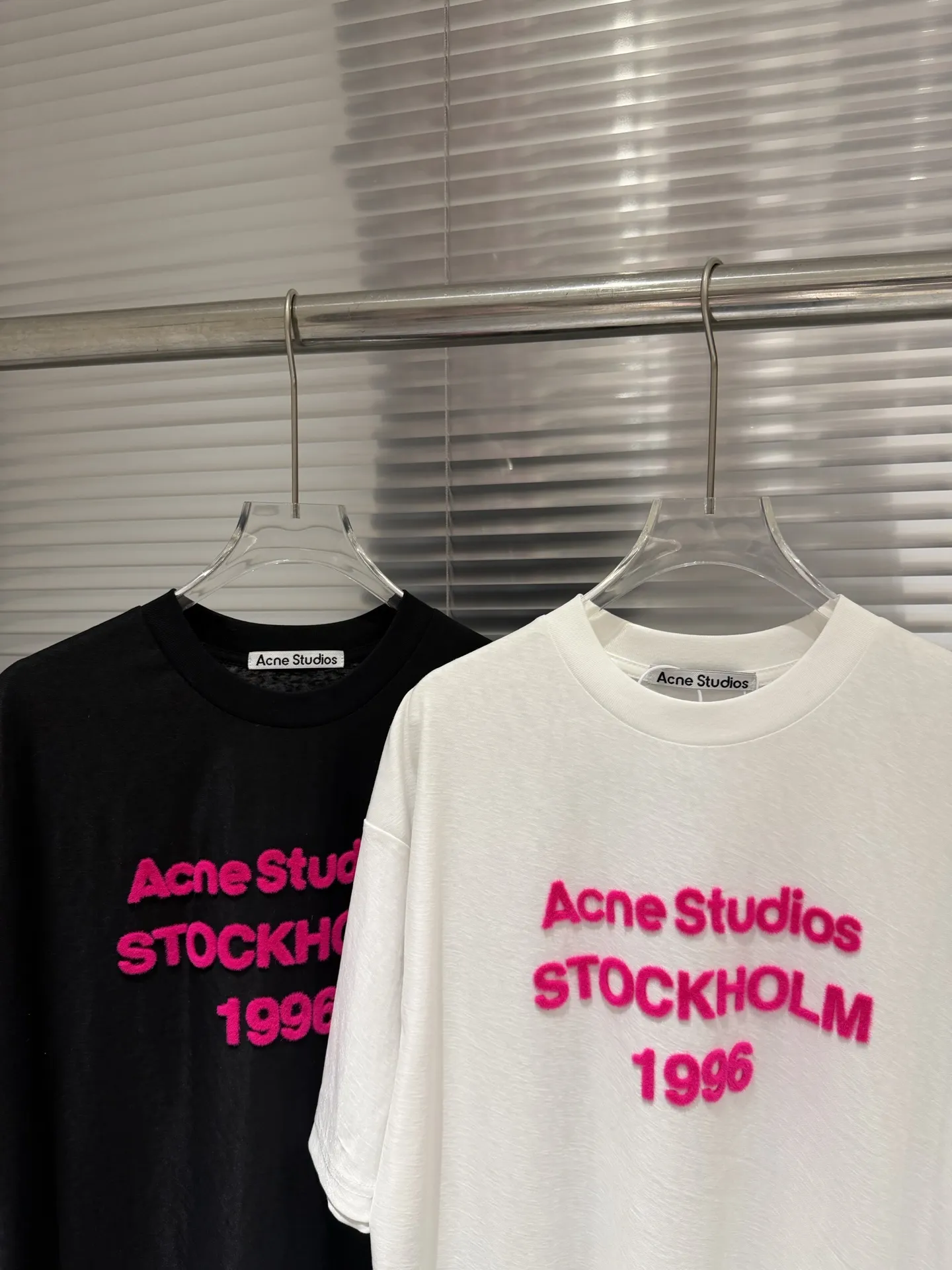Logo Flocked Cotton T-Shirt D9511368 — view 5