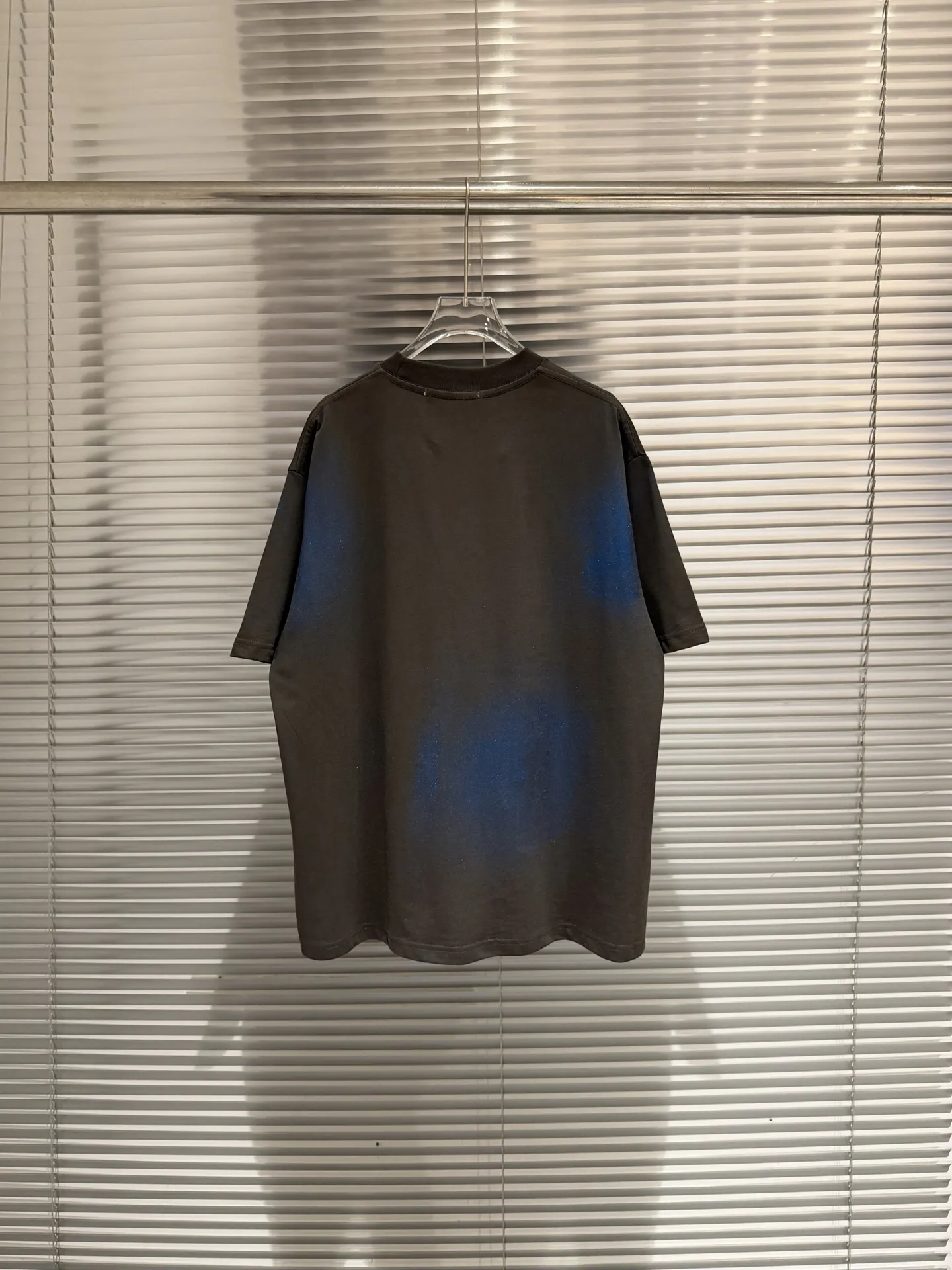Logo Print Spray-Effect Cotton T-Shirt D11511400 — view 2