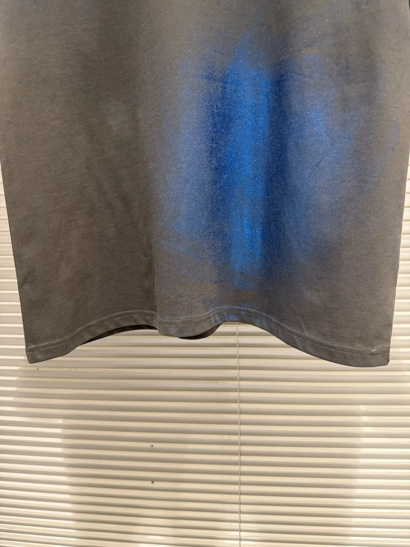 Logo Print Spray-Effect Cotton T-Shirt D11511400 — view 6