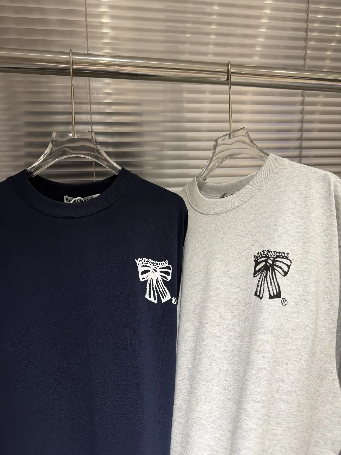 Bow Logo Oversized Cotton T-Shirt D10011406 — view 3