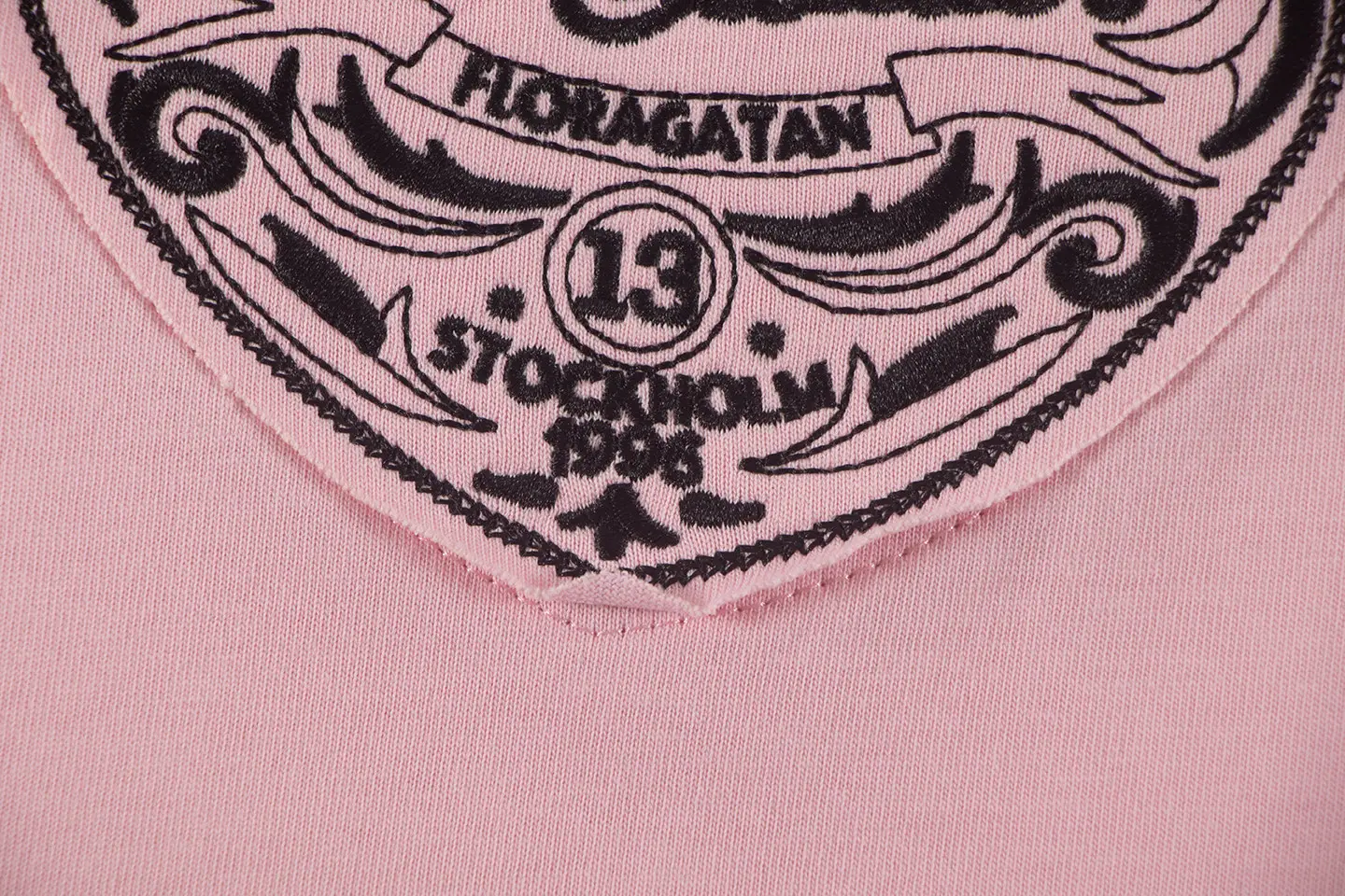 Heart Embroidery Oversized T-Shirt D10011404 — view 6