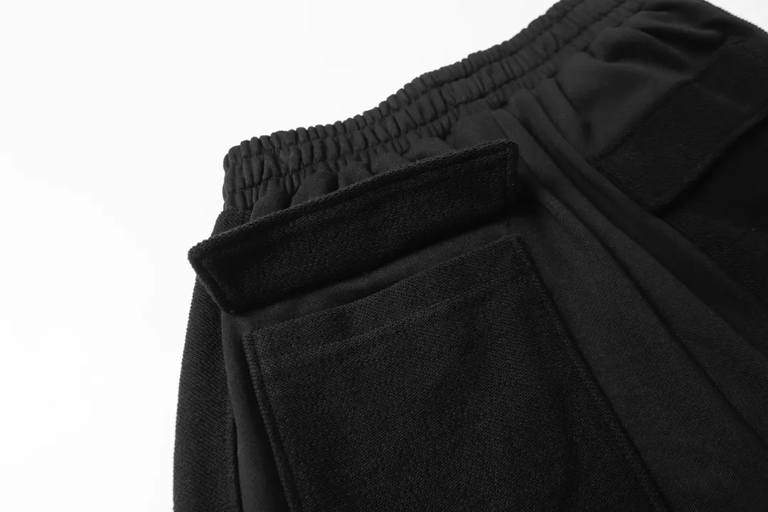 Pierced Hardware Cotton-Jersey Shorts D19512842 — view 4