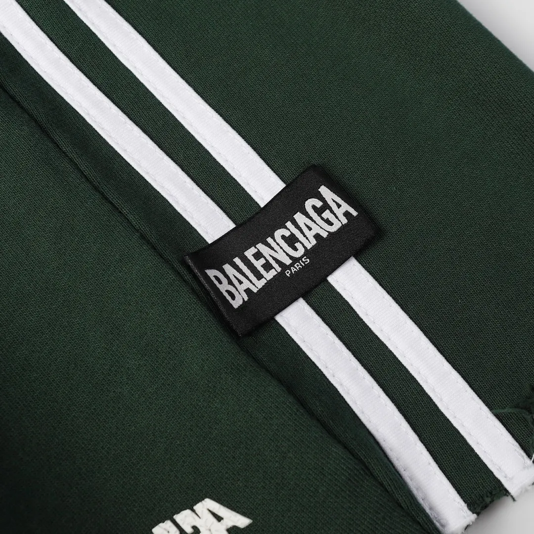 Distressed Logo-Print Cotton-Jersey Shorts D19012844 — view 4