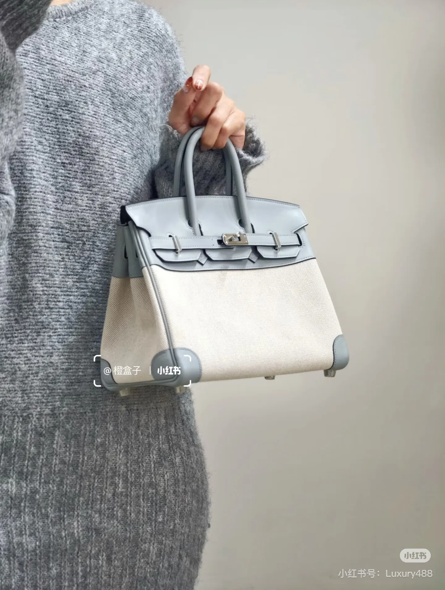 Color-Block Canvas & Leather Top-Handle Bag D59017772 — view 4