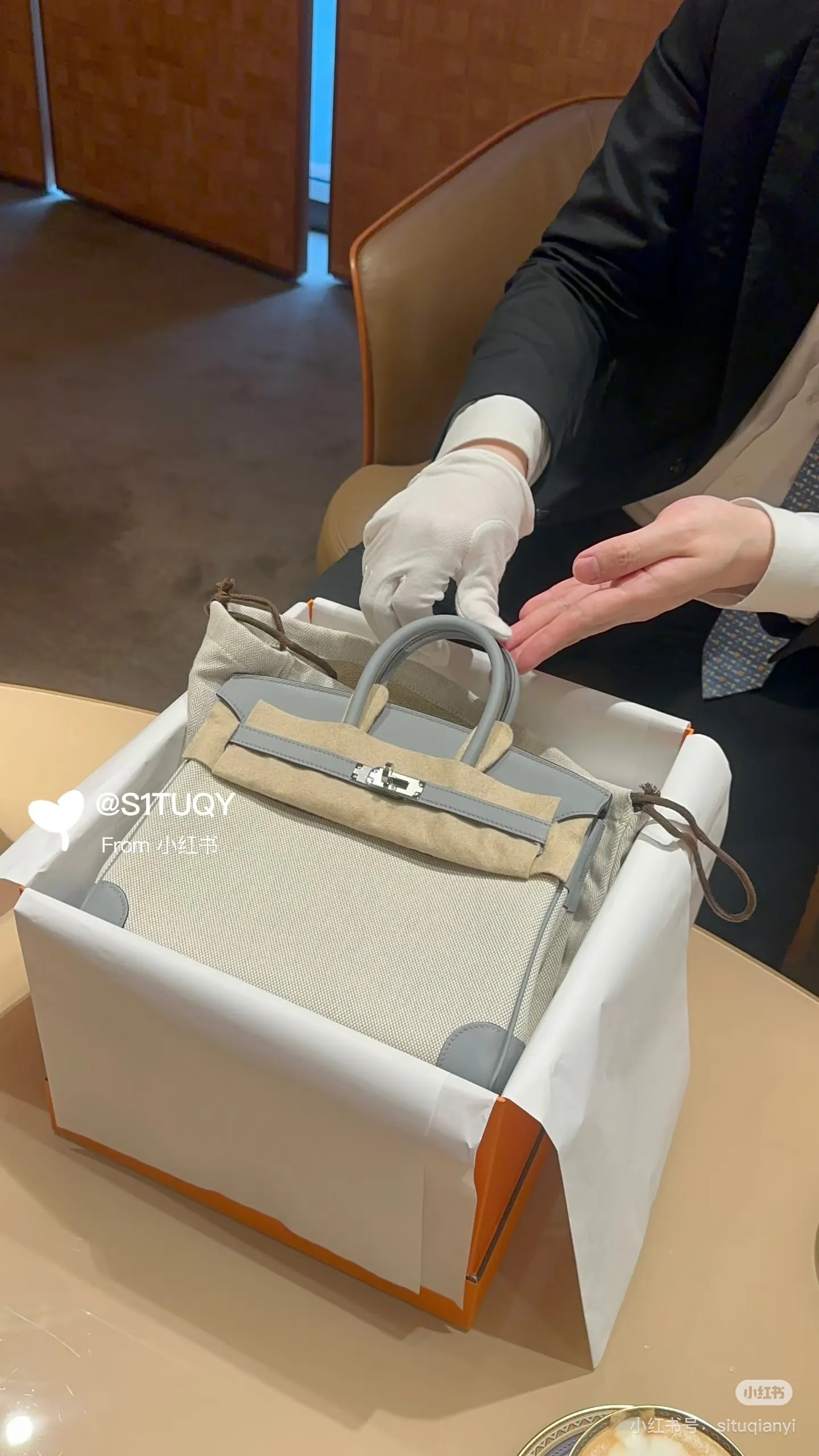 Color-Block Canvas & Leather Top-Handle Bag D59017772 — view 7
