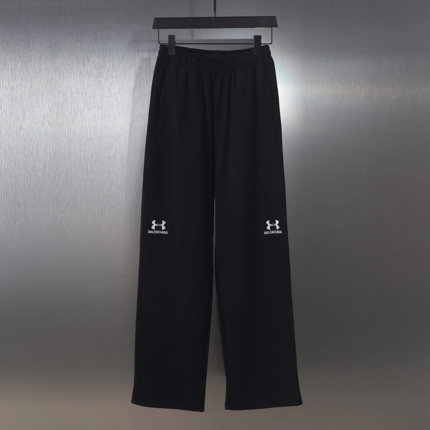 Logo Embroidered Wide-Leg Sweatpants D21521322