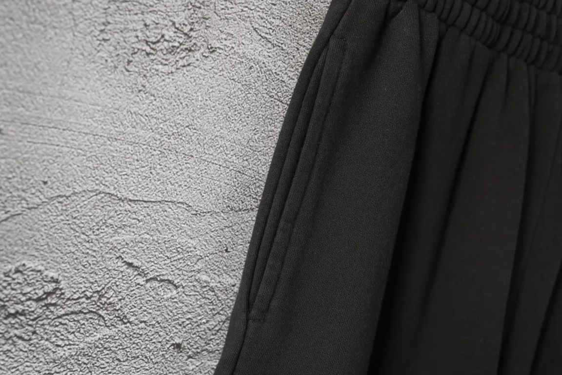 Logo-Embroidered Washed Cotton Sweatpants D24512582 — view 7