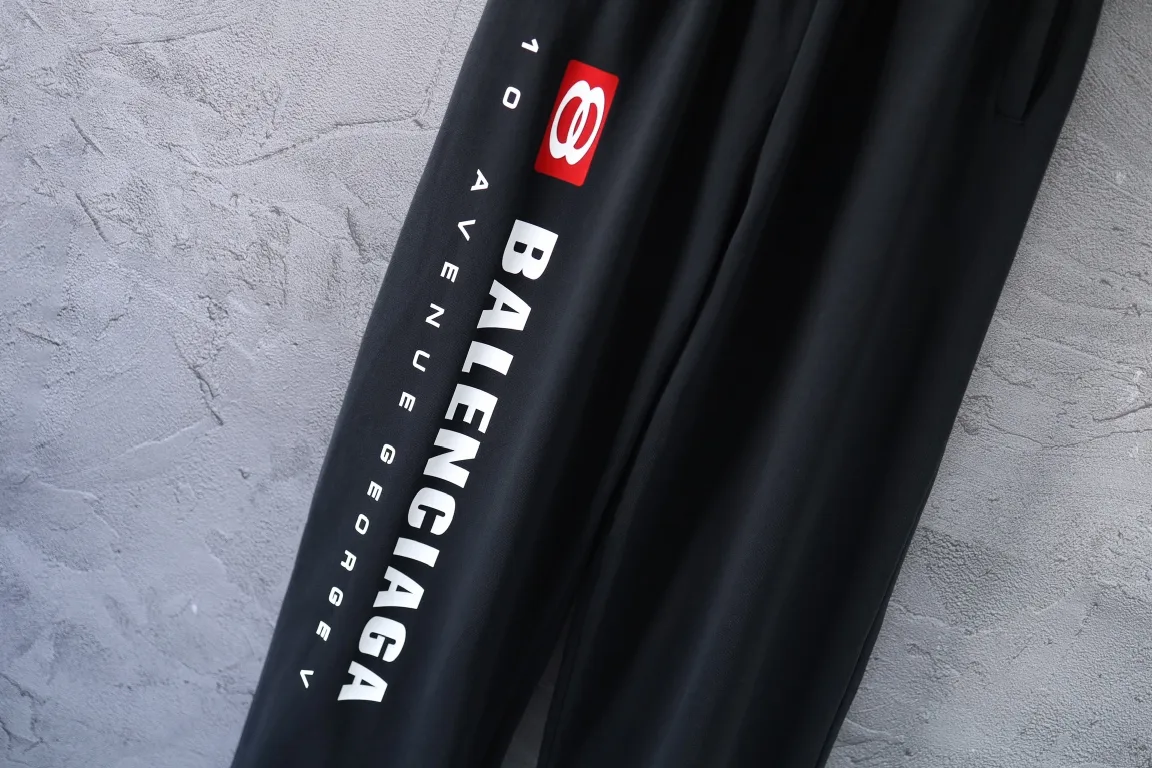 Logo Print Wide-Leg Sweatpants D20518782 — view 3