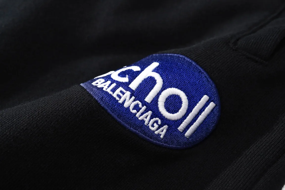 Logo-Embroidered Wide-Leg Sweatpants D26512554 — view 4