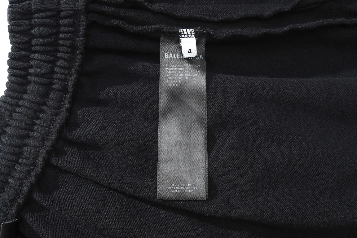 Logo-Embroidered Wide-Leg Sweatpants D26512554 — view 8