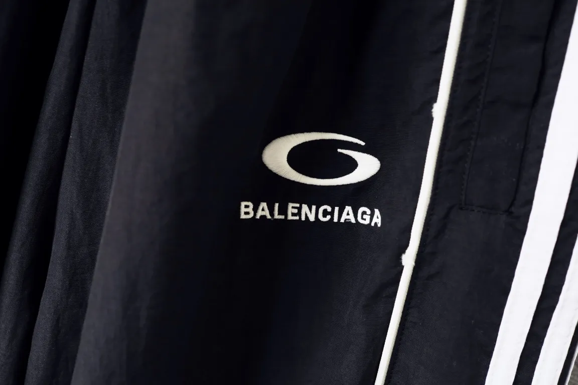 Logo-Embroidered Striped Track Pants D27912549 — view 5