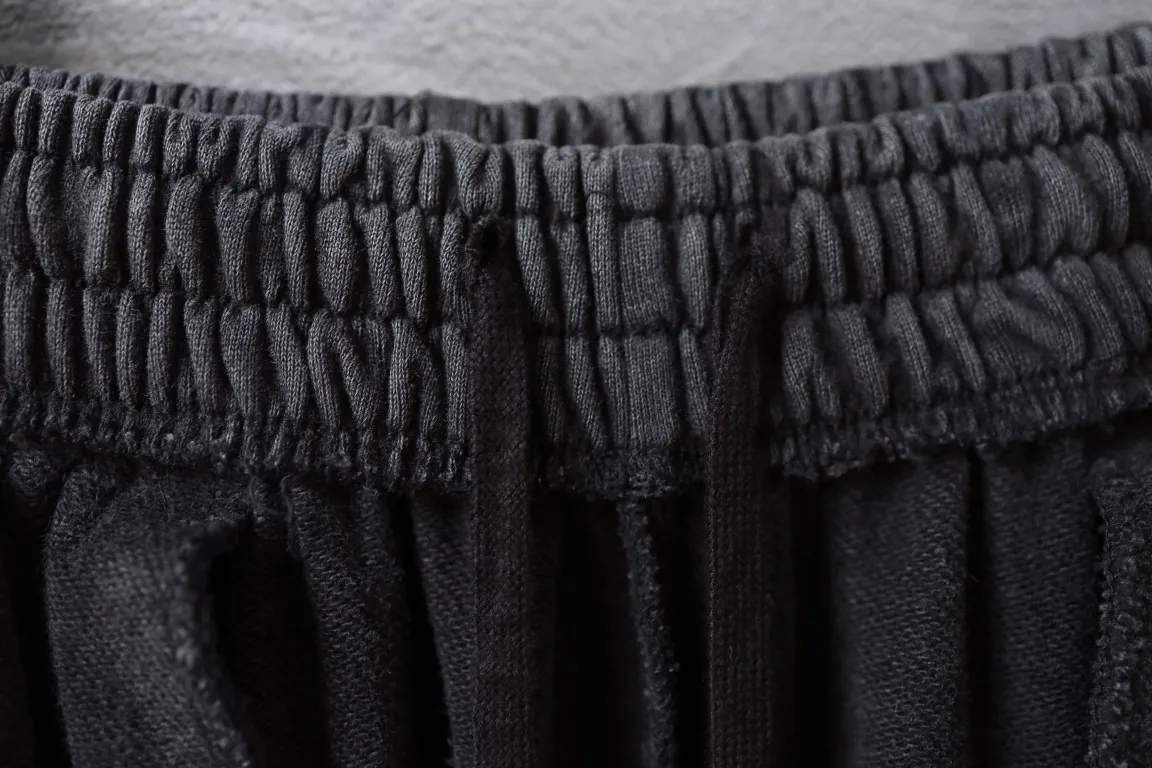 Embroidered Crest Faded Cotton Sweatpants D30912541 — view 6