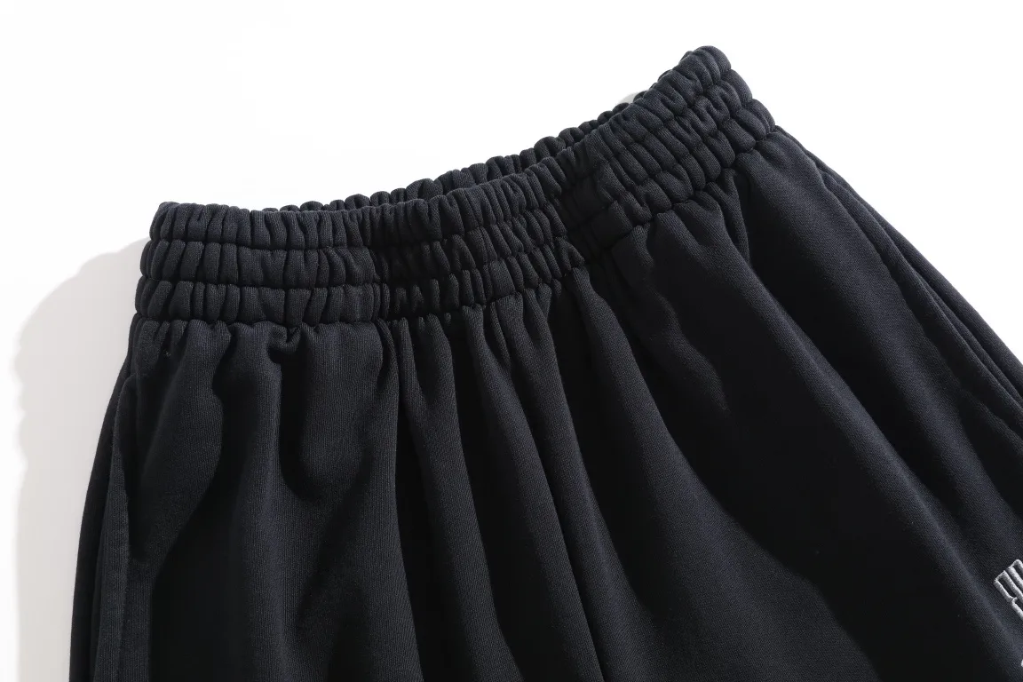 Logo-Embroidered Wide-Leg Sweatpants D24912538 — view 7