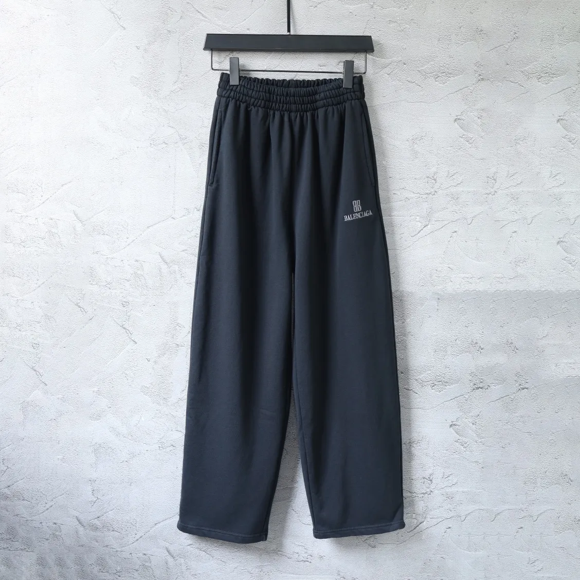 Logo-Embroidered Wide-Leg Sweatpants D24912537