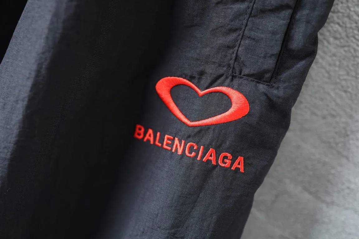 Valentine's Heart Embroidered Shell Track Pants D25912535 — view 3