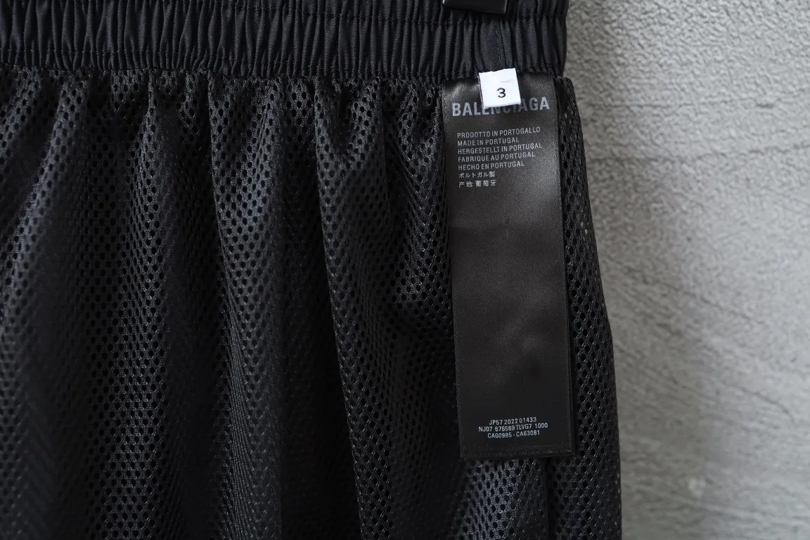Valentine's Heart Embroidered Shell Track Pants D25912535 — view 8