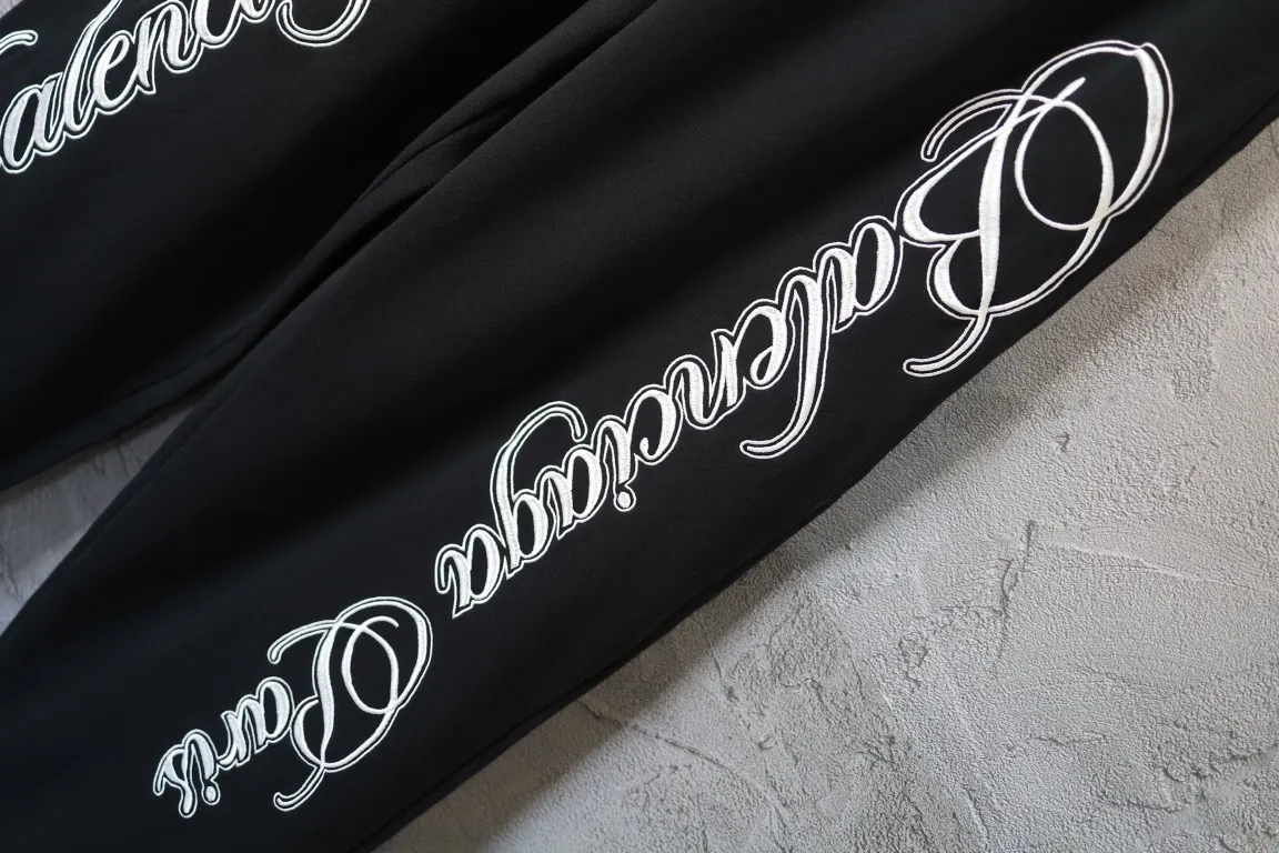 Logo Embroidered Wide-Leg Sweatpants D25521313 — view 39