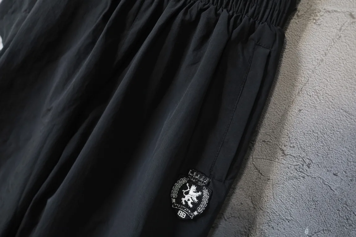 Embroidered Logo Wide-Leg Track Pants D28512519 — view 5