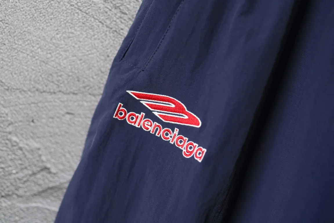 Embroidered Logo Track Pants D28512521 — view 3