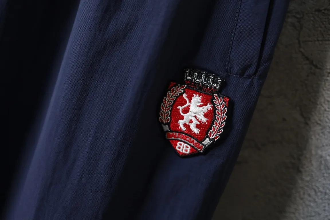 Embroidered Logo Track Pants D28512521 — view 4