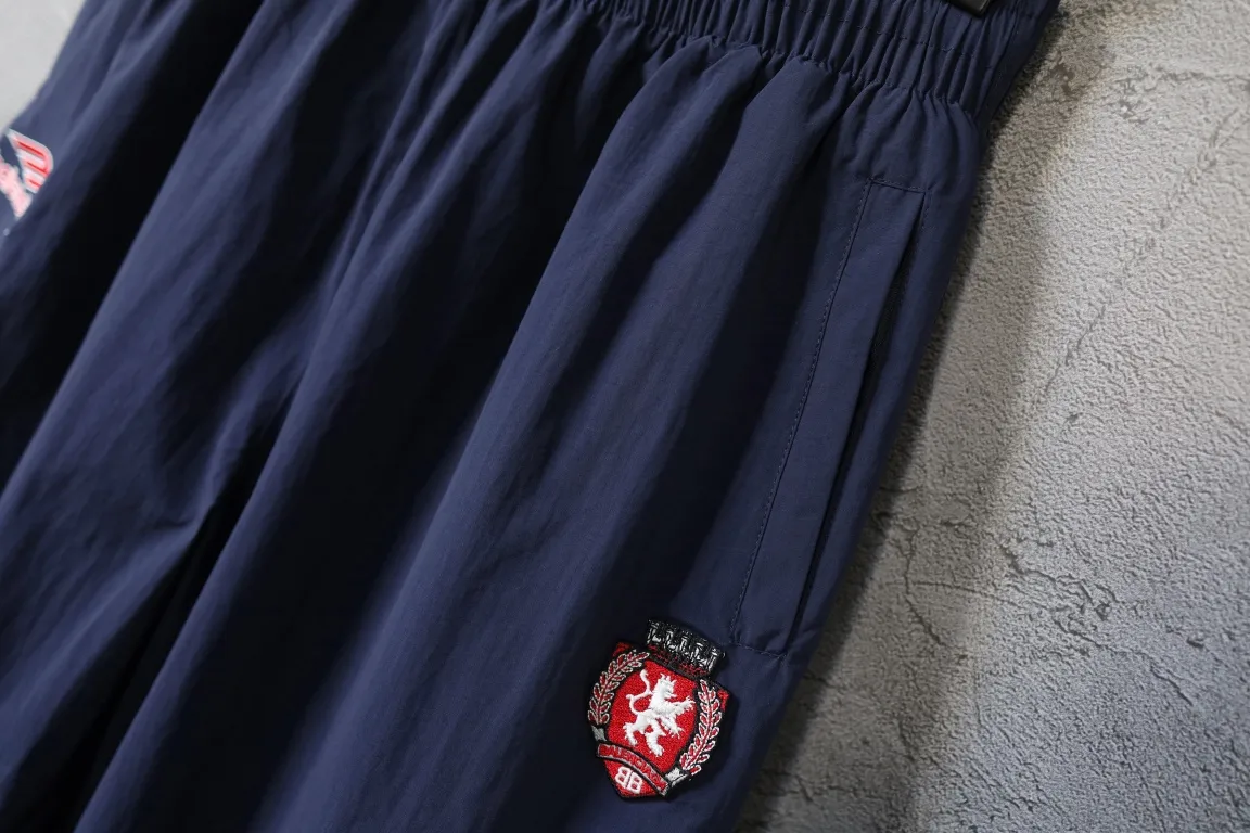 Embroidered Logo Track Pants D28512521 — view 5