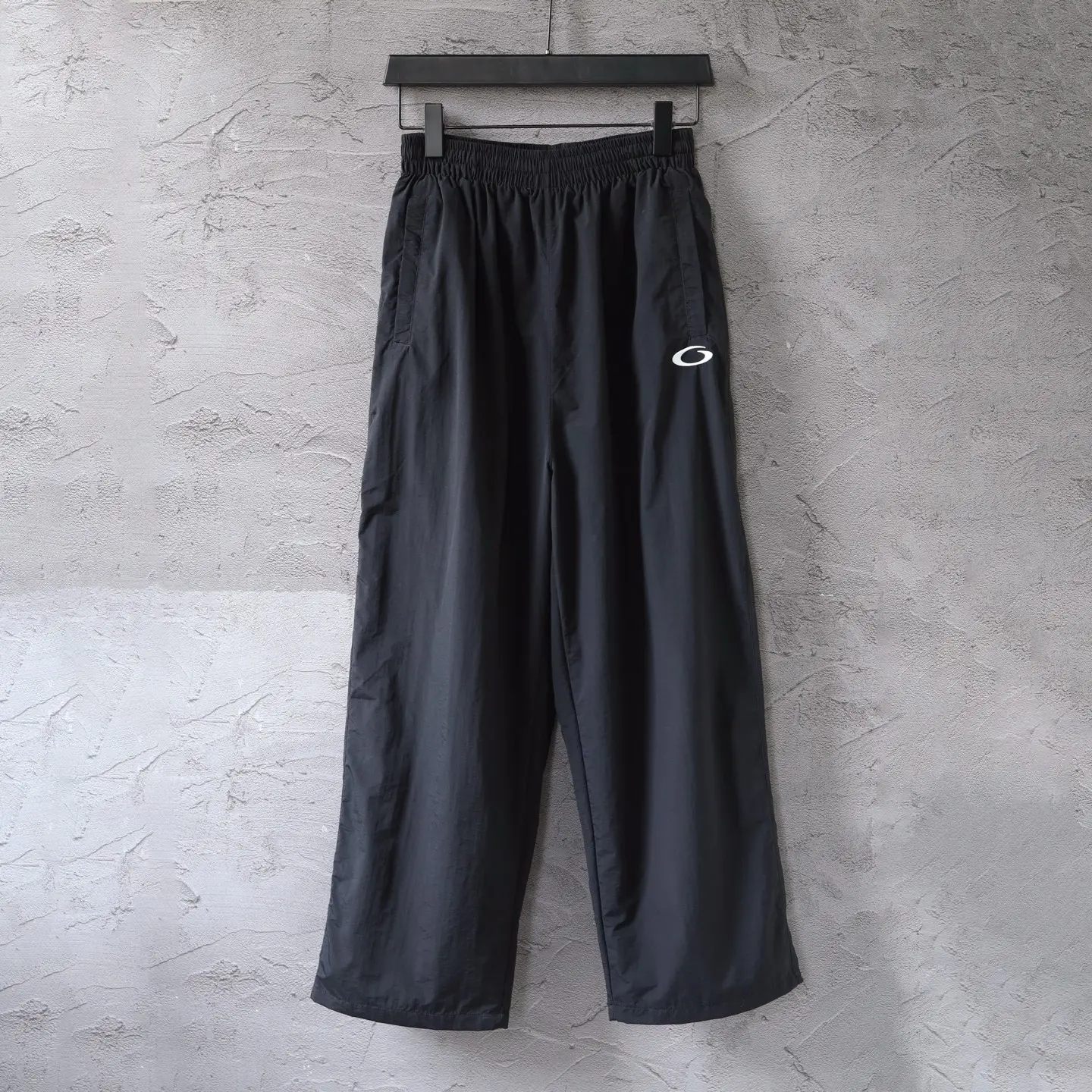 Embroidered Logo Woven Track Pants D22521293