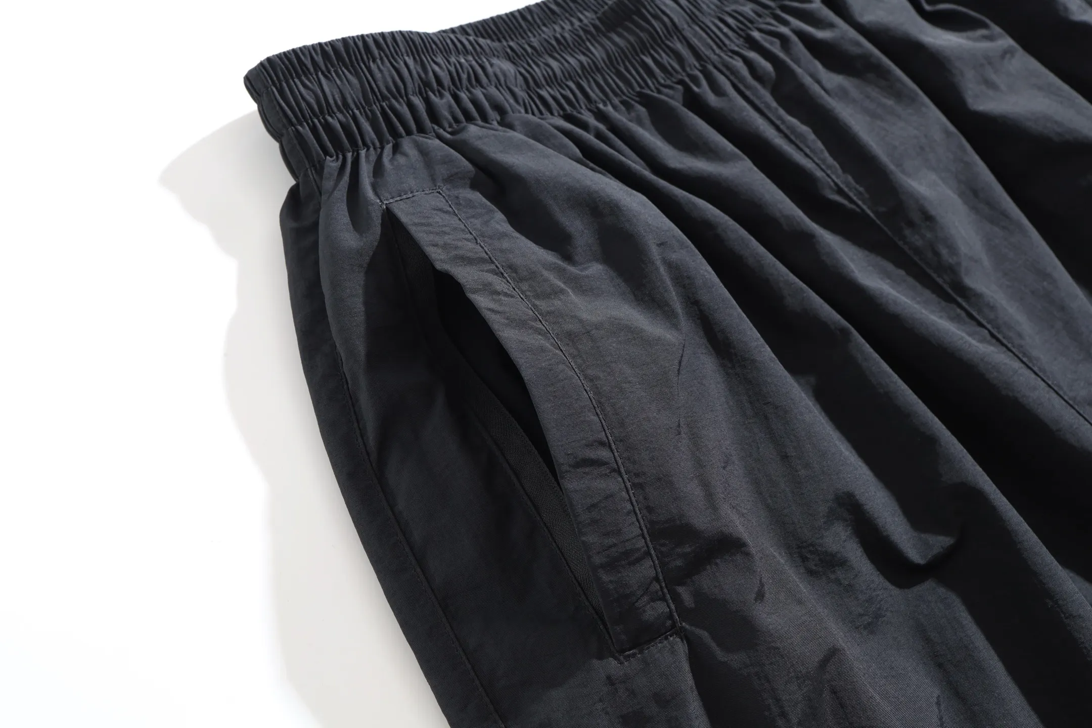 Embroidered Logo Woven Track Pants D22521293 — view 16