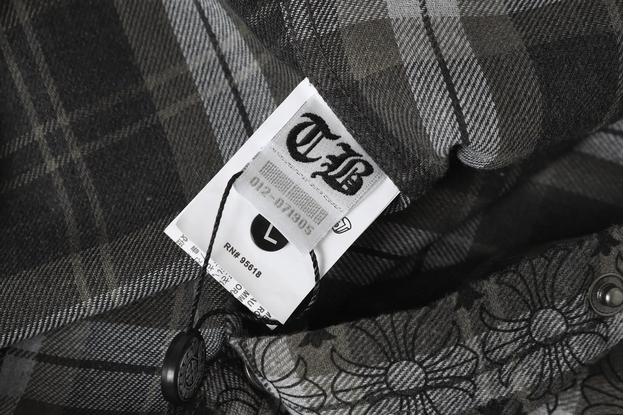 Logo-Jacquard Plaid Flannel Shirt D15013516 — view 10