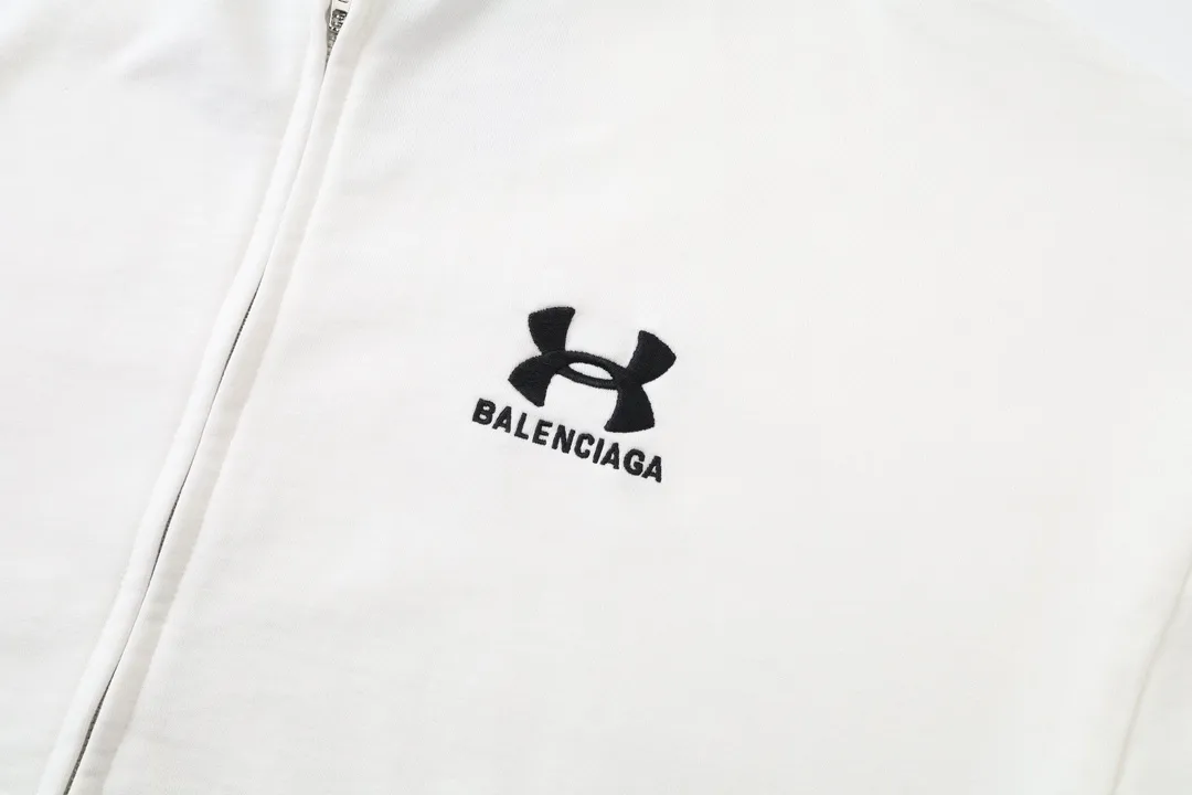 Logo Embroidered Zip-Up Hoodie D23921324 — view 13