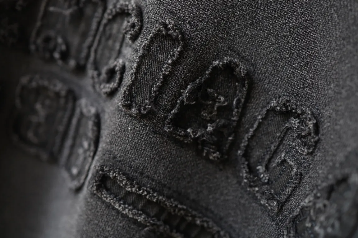 Logo Embroidered Washed Cotton Hoodie D28918802 — view 13