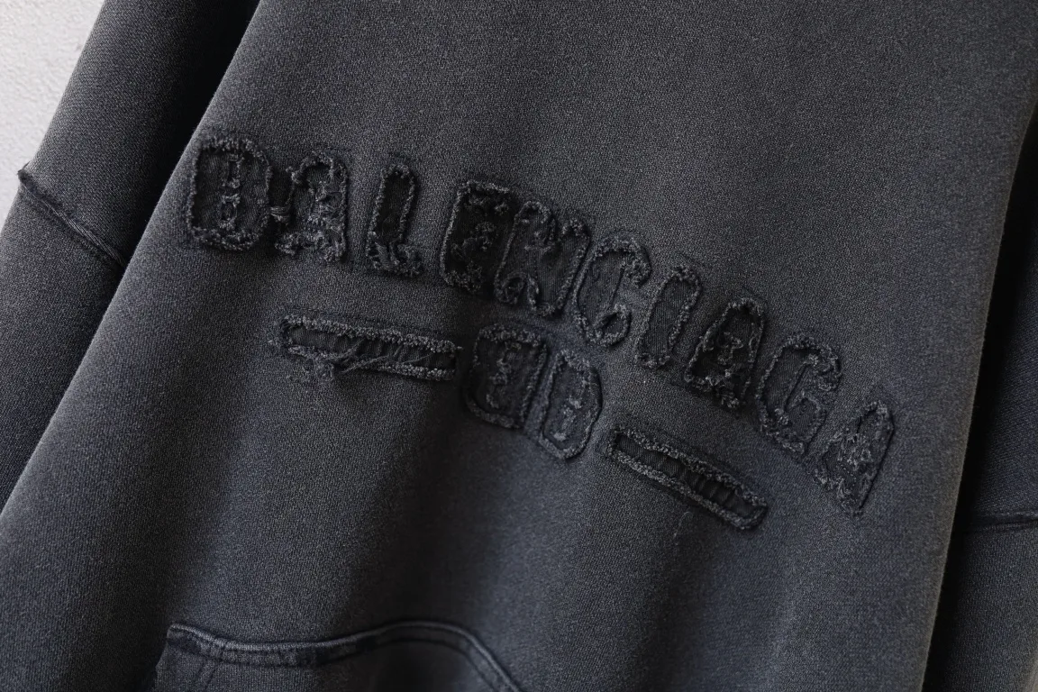 Logo Embroidered Washed Cotton Hoodie D28918802 — view 15