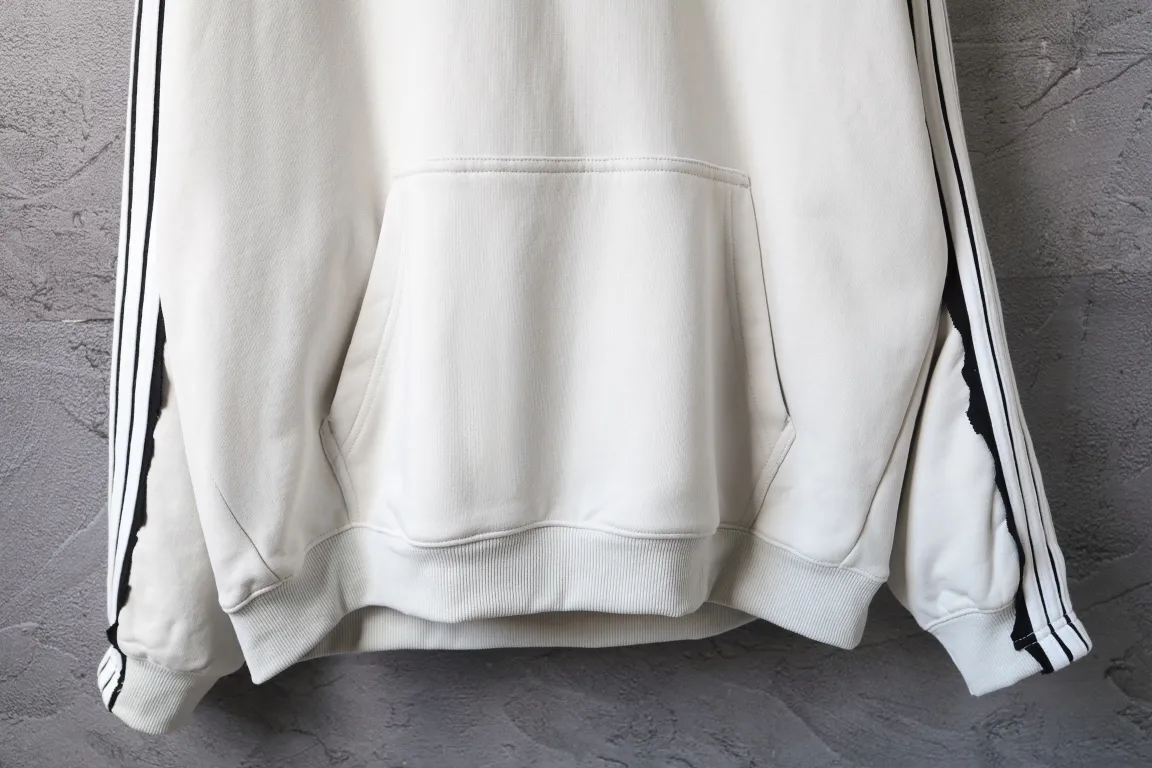 Unity Logo Embroidered Striped Hoodie D29921328 — view 6