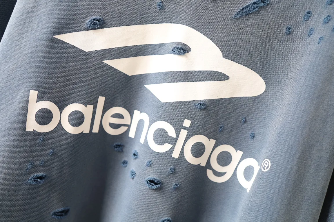 3B Logo Distressed Oversized Hoodie D32918794 — view 13
