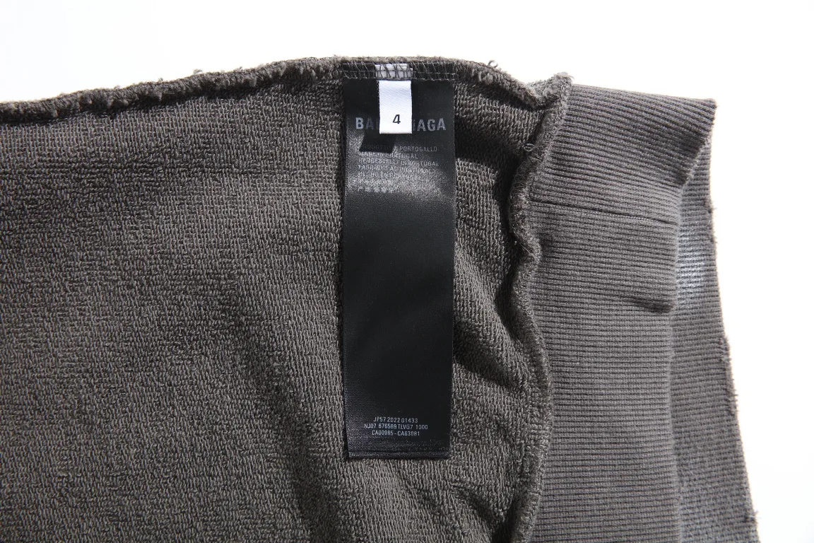 Logo Embroidered Mud-Wash Distressed Hoodie D31918798 — view 17