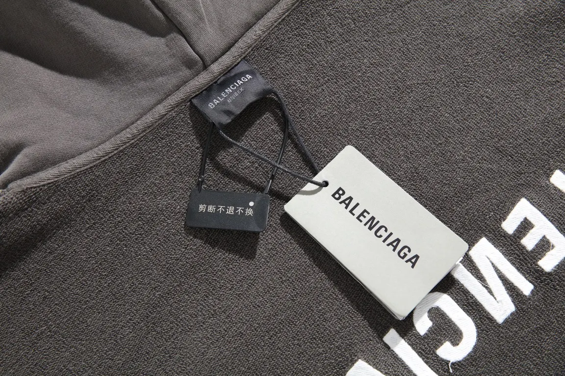 Logo Embroidered Mud-Wash Distressed Hoodie D31918798 — view 18