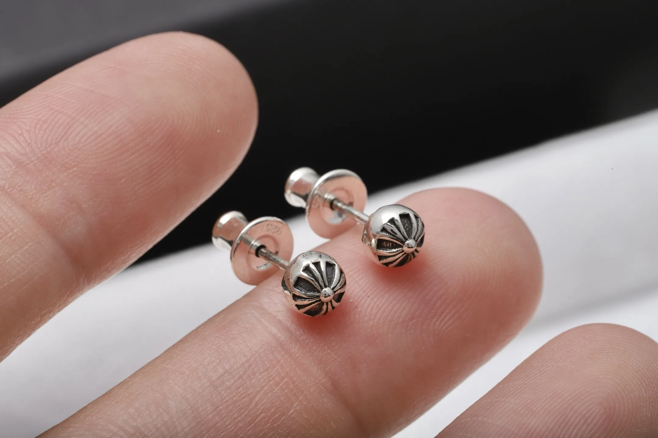 Chrome Hearts-Inspired Cross Ball Stud Earrings D14017886 — view 5