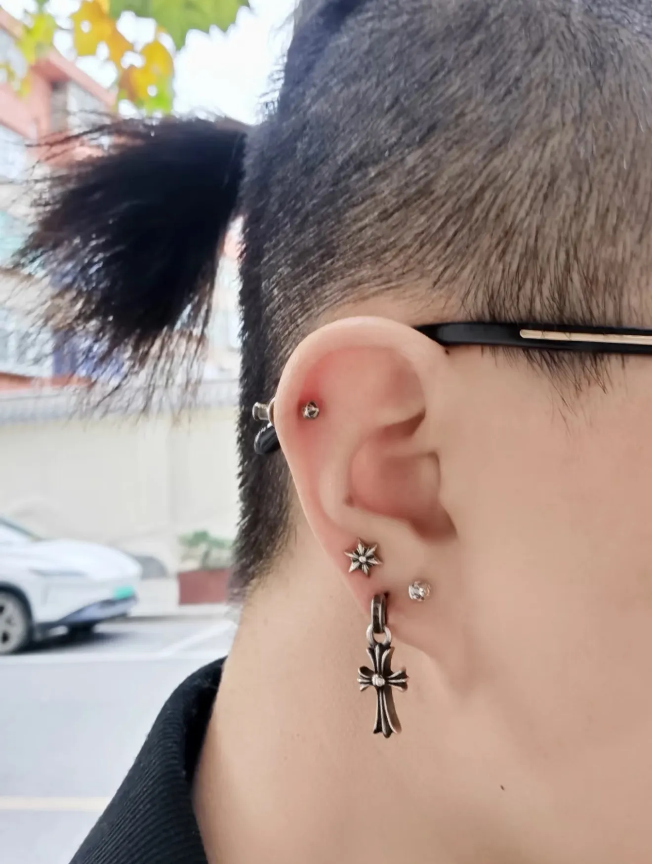 Chrome Hearts-Inspired Cross Ball Stud Earrings D14017886 — view 8