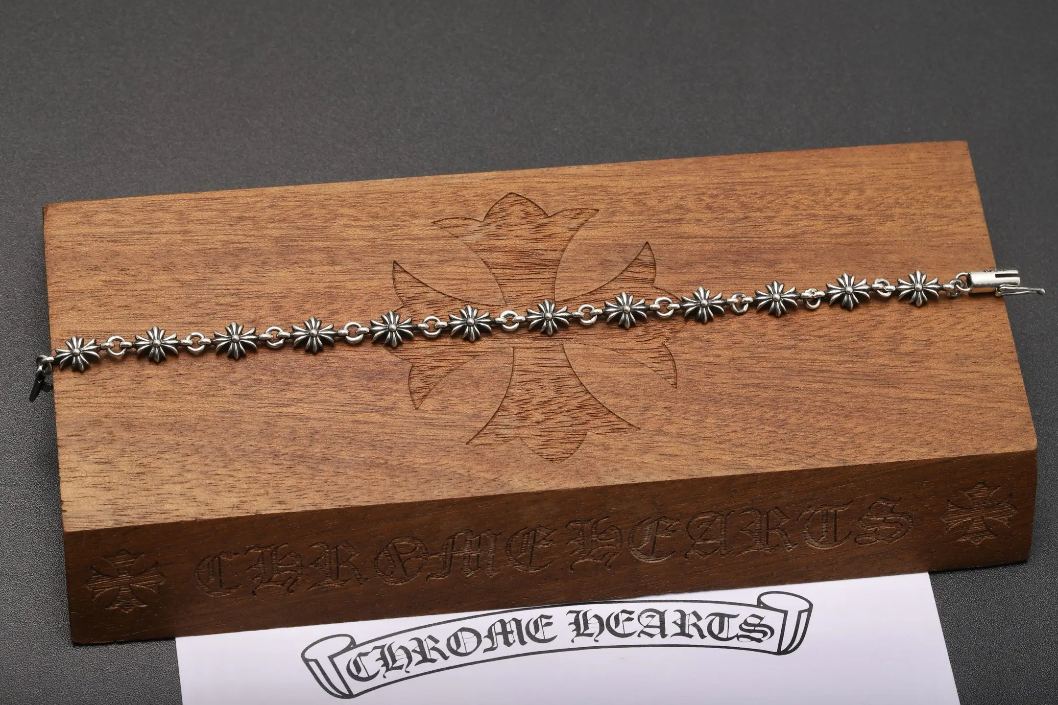 Chrome Hearts Cross Link Bracelet (Sterling Silver) D39017897 — view 3